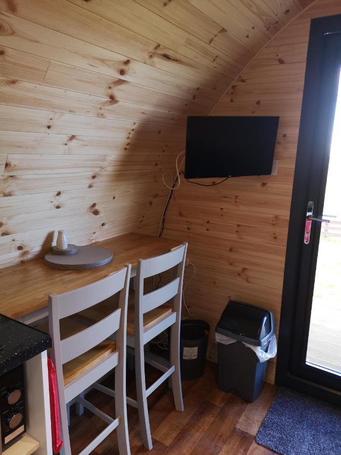 Lochview Pods Apartment Harlosh Exterior photo