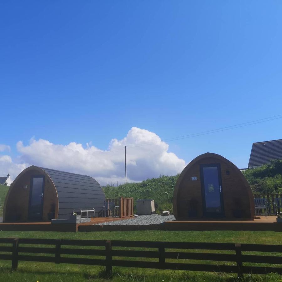 Lochview Pods Apartment Harlosh Exterior photo